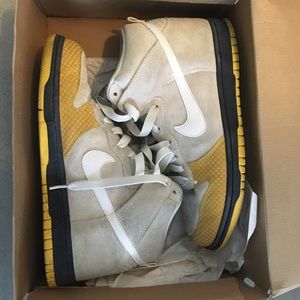 Men’s Nike Dunk High Size 8